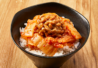 納豆キムチごはん
